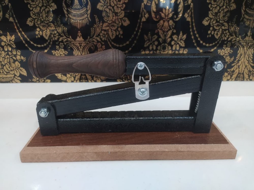 بادام شکن آپارتمانی گردو شکن خانگی